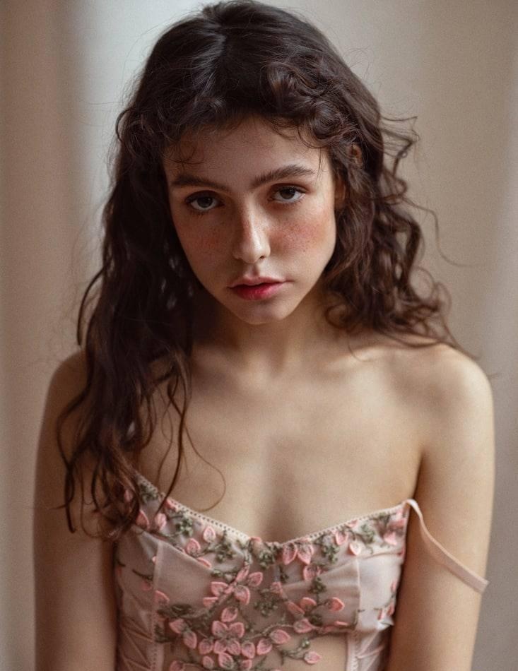 Владлена привлекальеная девушка из Подольска цена от 6000 руб