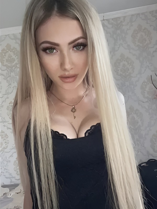 Вероника привлекательная девушка из Подольска цена от 10000 руб